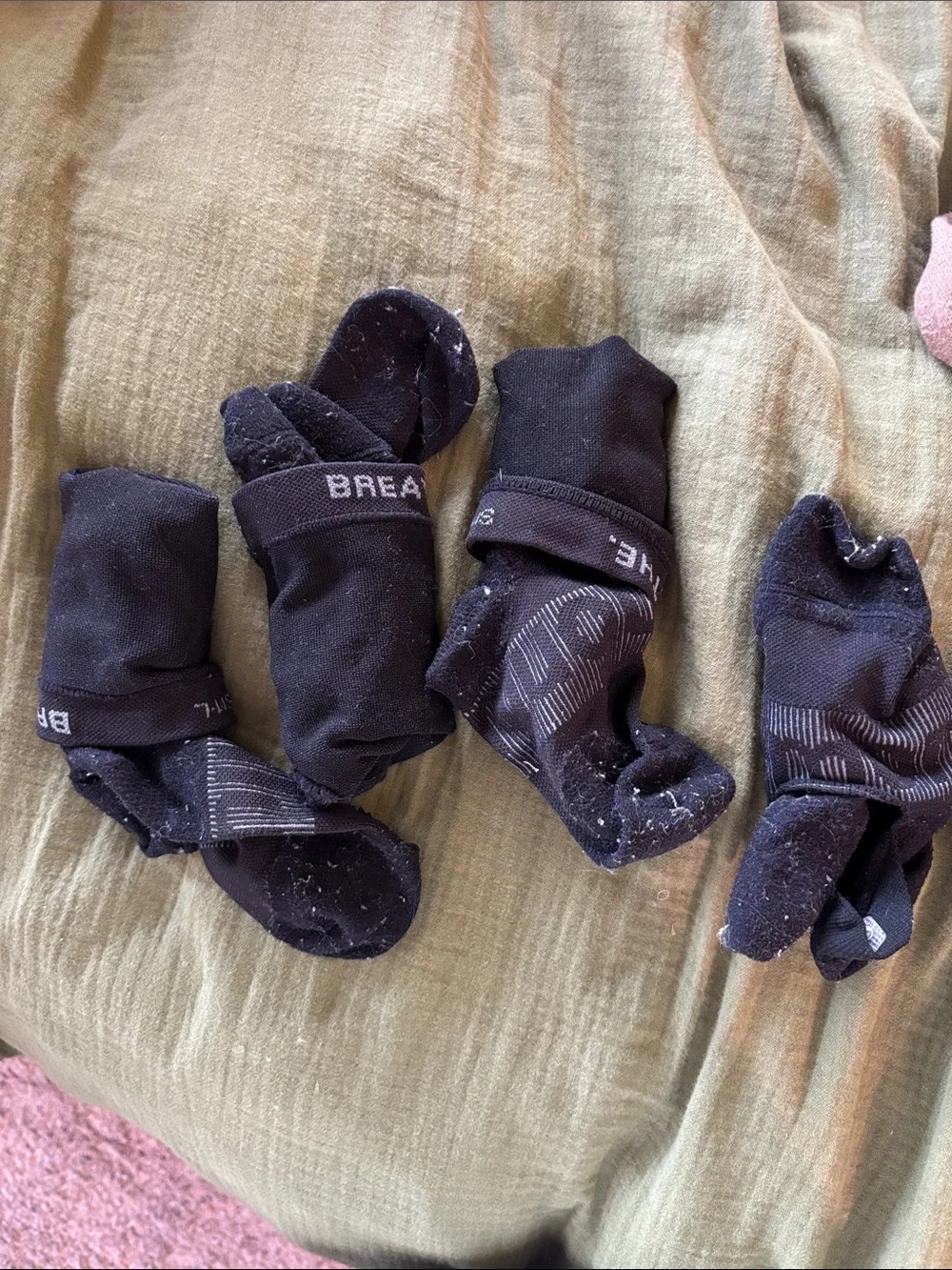 Bundle of 13 socks (vans, lululemon, old navy)